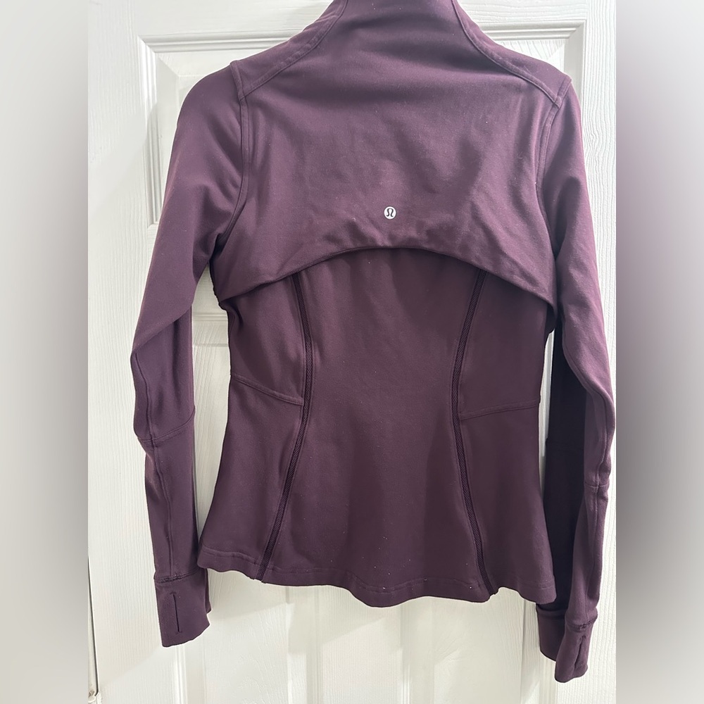 Lululemon Define Jacket Wing Mesh Black Cherry Size 10 - Picture 6 of 6